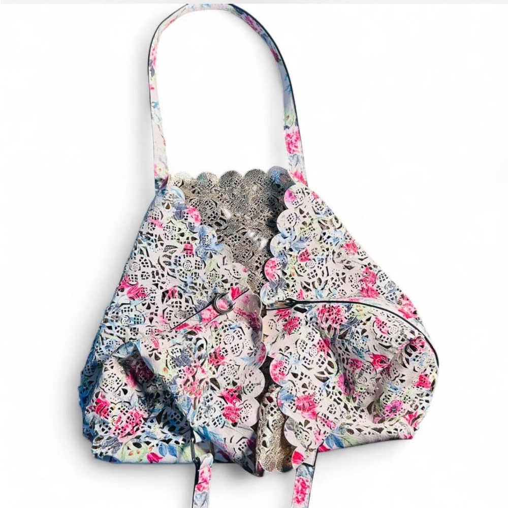 Reusable Shopping Bag or Errand Tote Perforated Floral Print Golden Interior